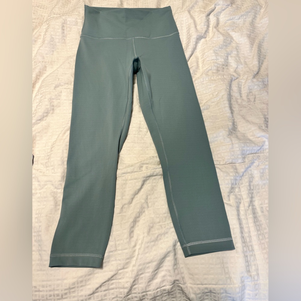 lululemon athletica Women’s Bottoms in Sage Green